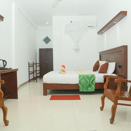 Suwa Arana Resort Mirissa Bagian luar foto
