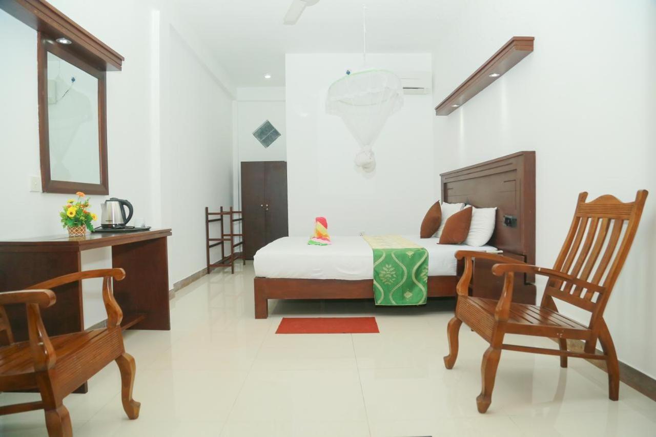 Suwa Arana Resort Mirissa Bagian luar foto