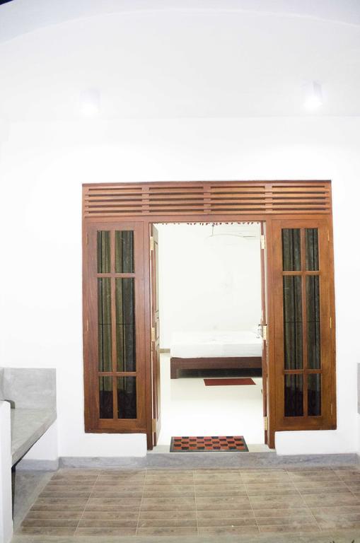 Suwa Arana Resort Mirissa Ruang foto