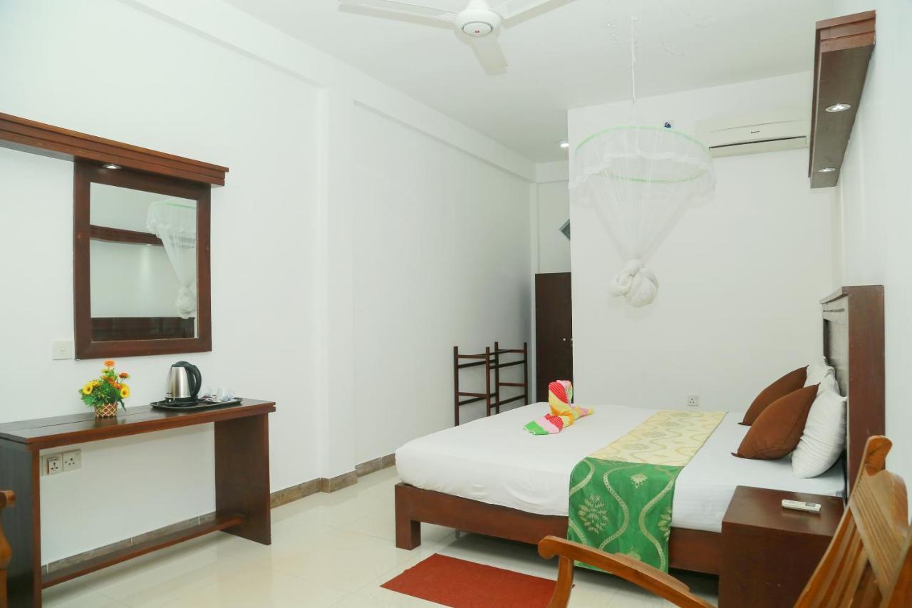 Suwa Arana Resort Mirissa Bagian luar foto
