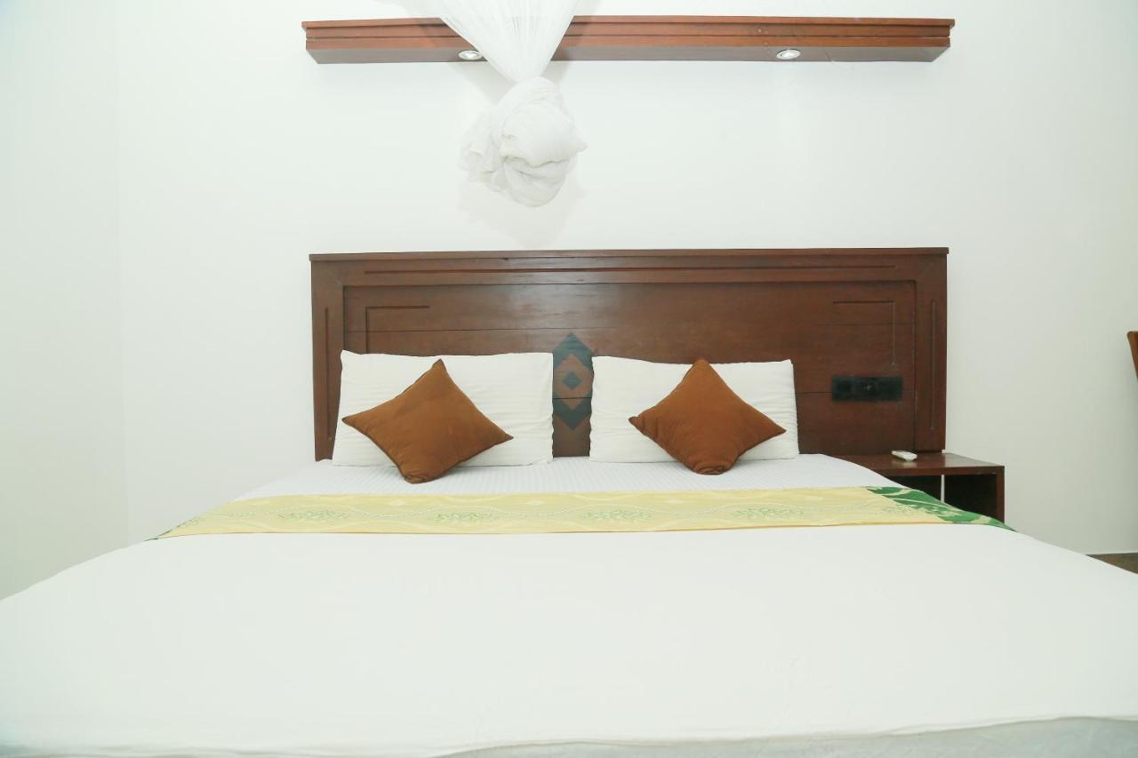 Suwa Arana Resort Mirissa Bagian luar foto