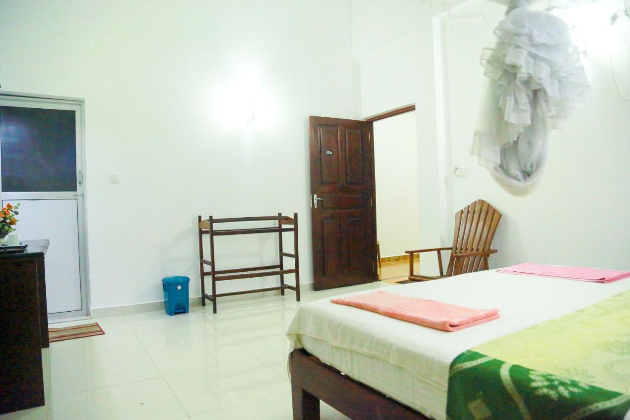 Suwa Arana Resort Mirissa Bagian luar foto
