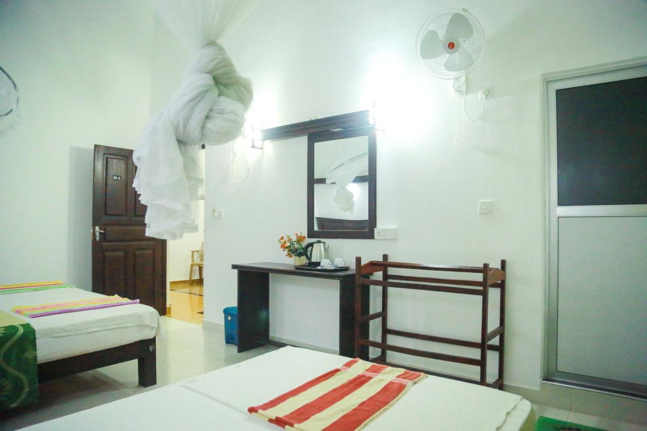Suwa Arana Resort Mirissa Bagian luar foto